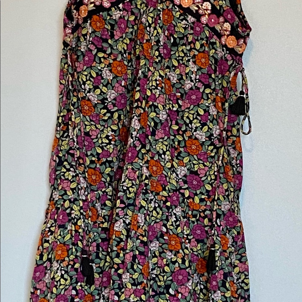 Embroidered midi dress